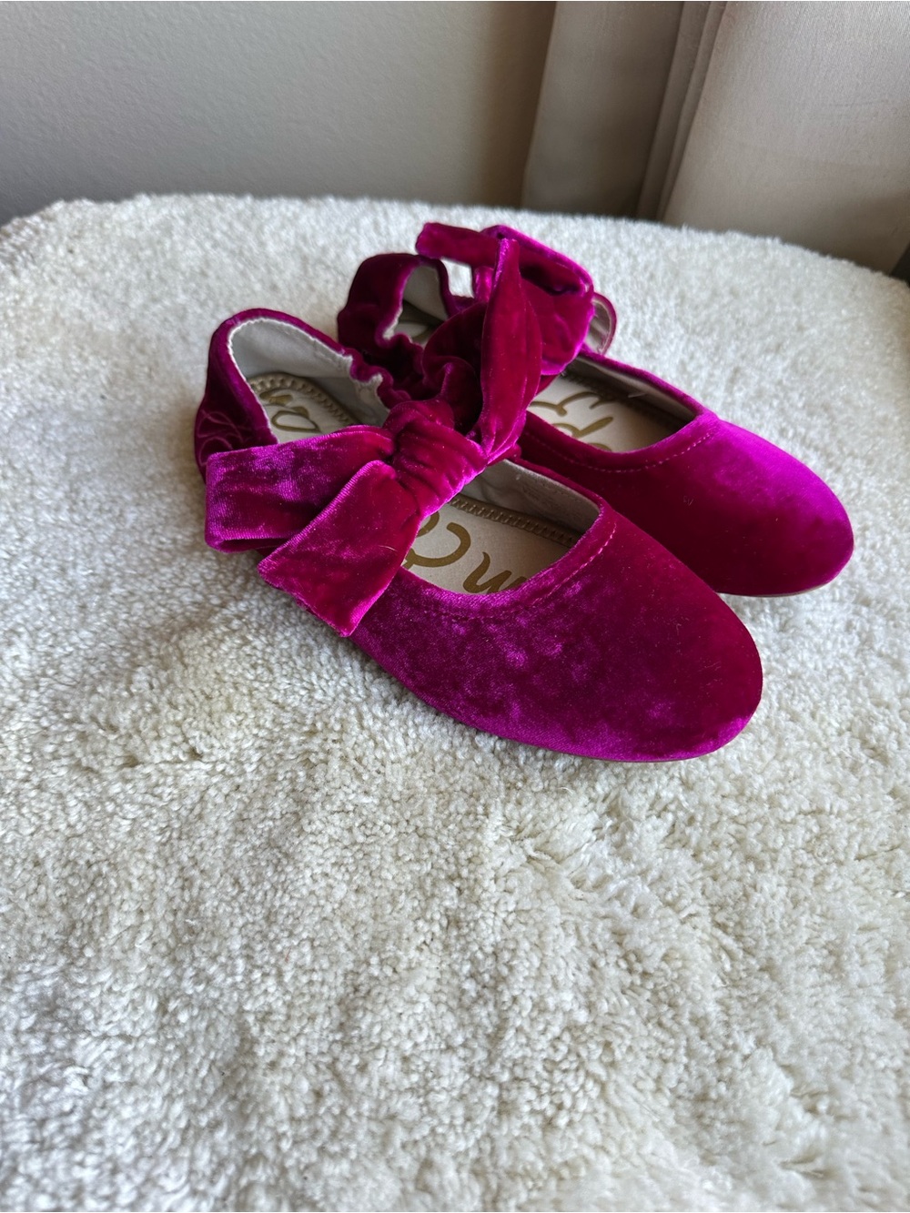 Sam Edelman Felicity Girls Velvet Bow Flats - Magenta size 4